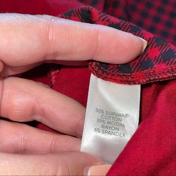 J. Jill Luxe Supima Forward Seam Tunic Top Buffalo Plaid Red & Black Small - Picture 3 of 3